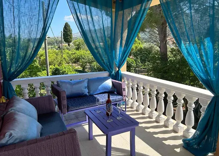 Villa Selini